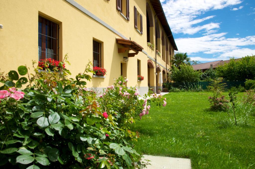Cascina Delle Mele Bed & Breakfast Vittuone Dış mekan fotoğraf