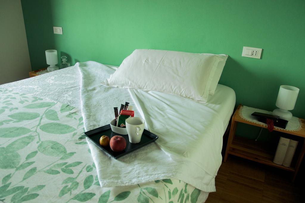 Cascina Delle Mele Bed & Breakfast Vittuone Dış mekan fotoğraf