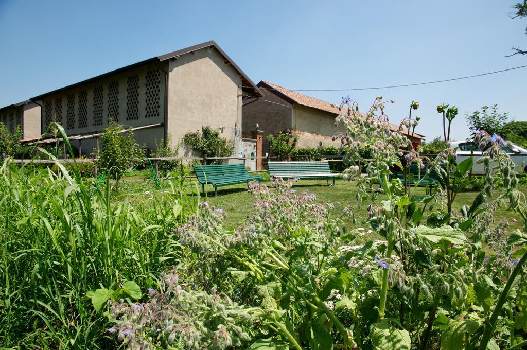 Cascina Delle Mele Bed & Breakfast Vittuone Dış mekan fotoğraf