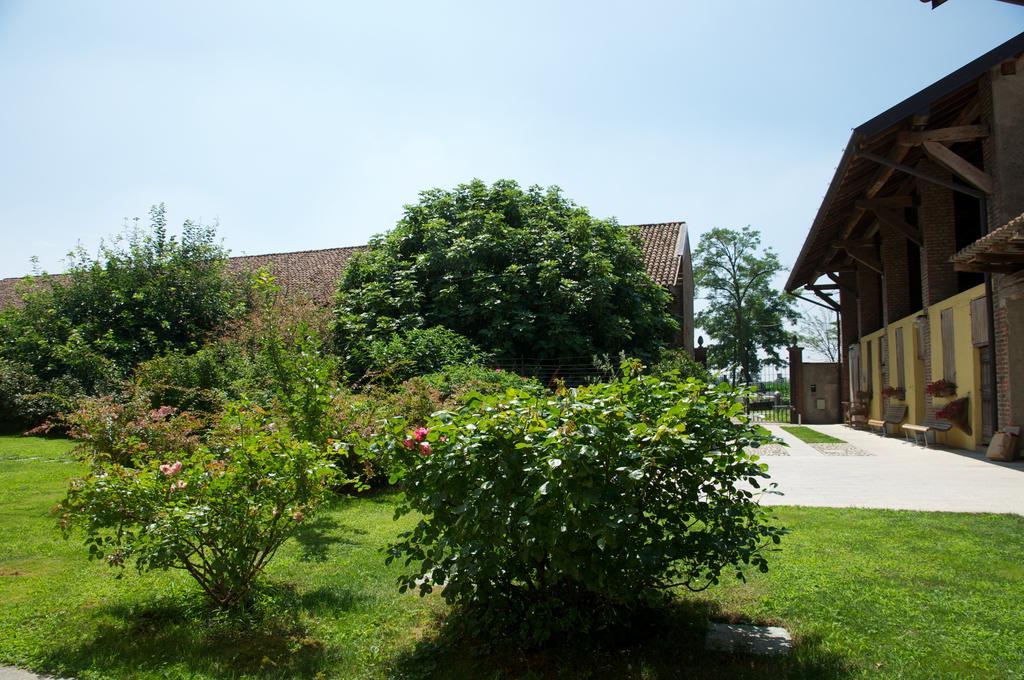 Cascina Delle Mele Bed & Breakfast Vittuone Dış mekan fotoğraf