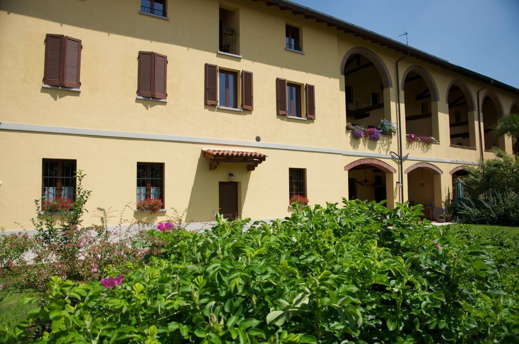 Cascina Delle Mele Bed & Breakfast Vittuone Dış mekan fotoğraf