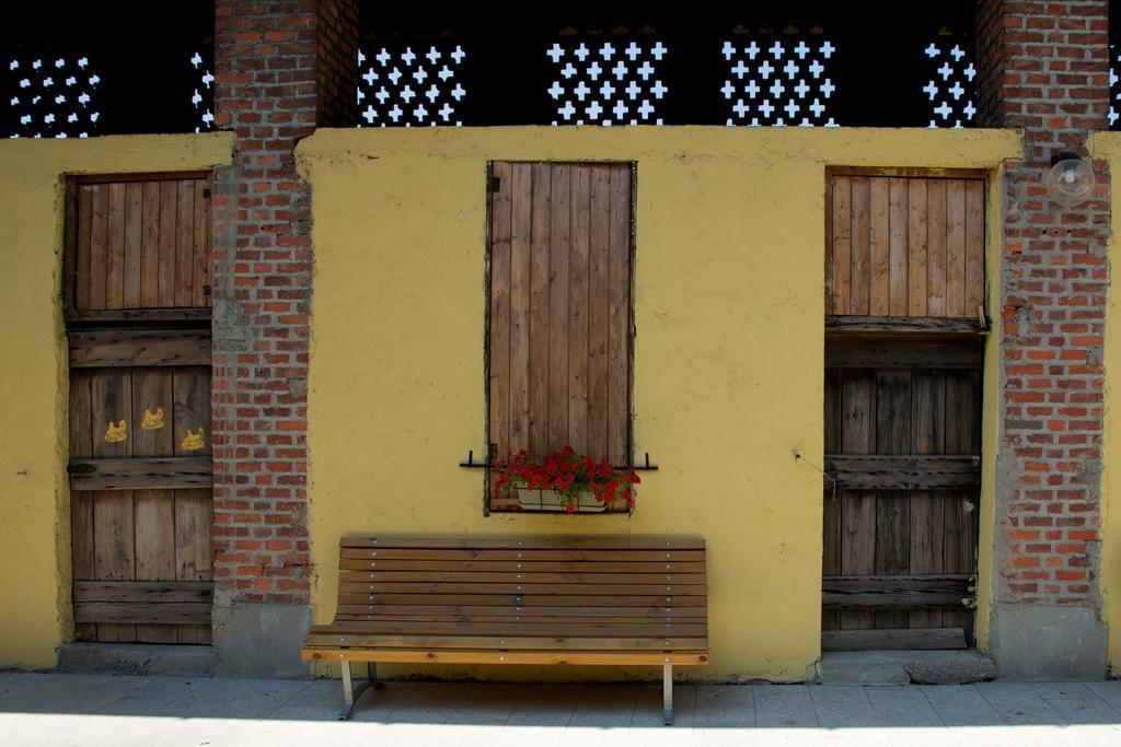 Cascina Delle Mele Bed & Breakfast Vittuone Dış mekan fotoğraf